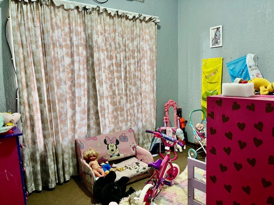 3 Bedroom Property for Sale in Oos Einde North West